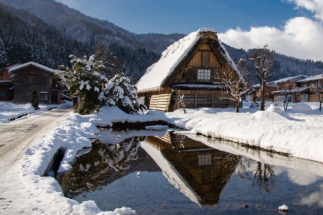 Czy w domkach drewnianych można mieszkać także zimą?